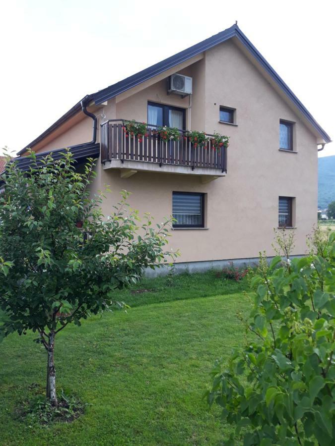 Guest House Vana Korenica Exterior foto